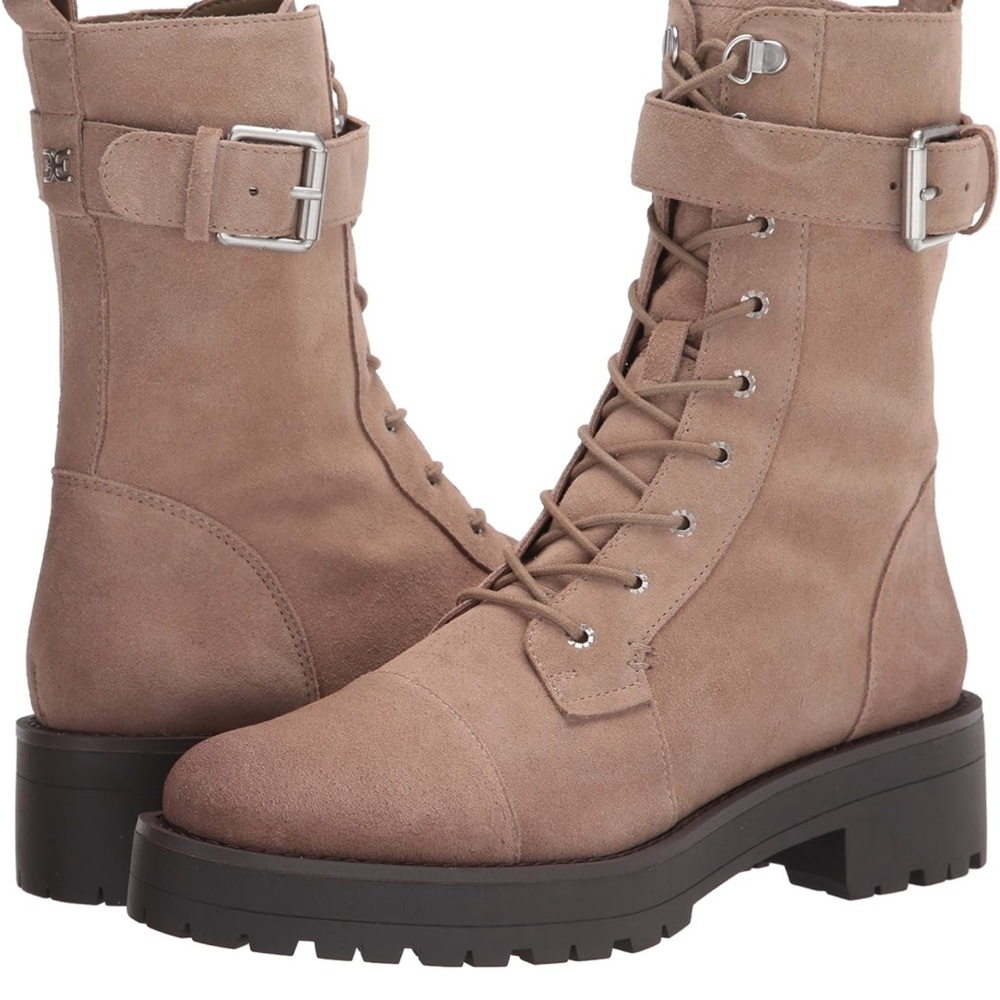 Boots - Picture 10 of 10